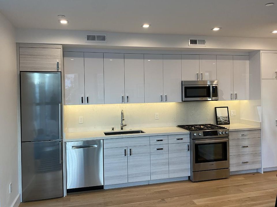 1st image of 1801 Mission St #304