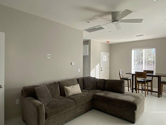 5th image of 17815 Prairie St #17813