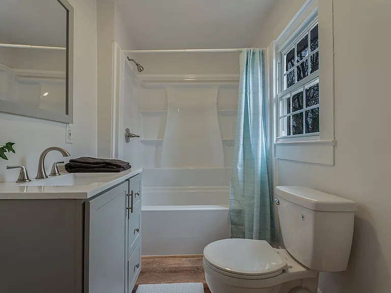 103 North St #A — Photo 9