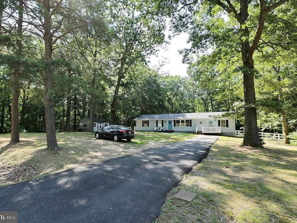 1st image of 39091 Cedarwood Ct
