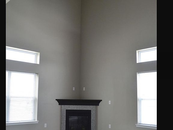 3rd image of 241 Bainberry St