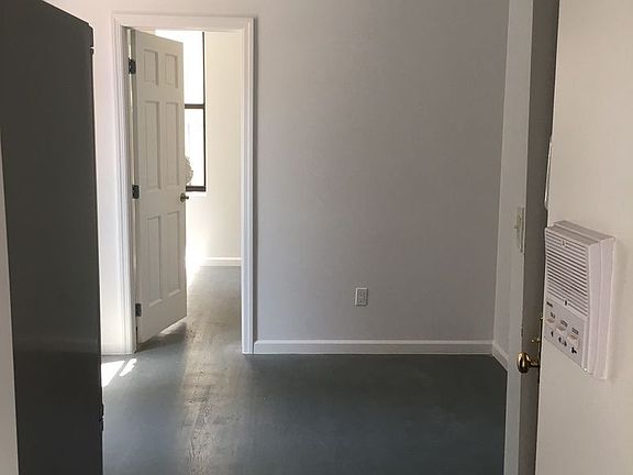 4th image of 197 Madison St #1