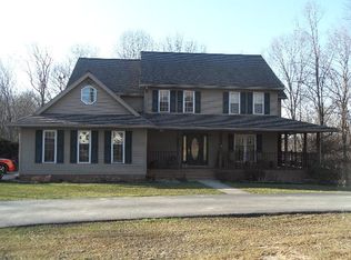 425 Barrington Hill Rd, Fayetteville, WV 25840