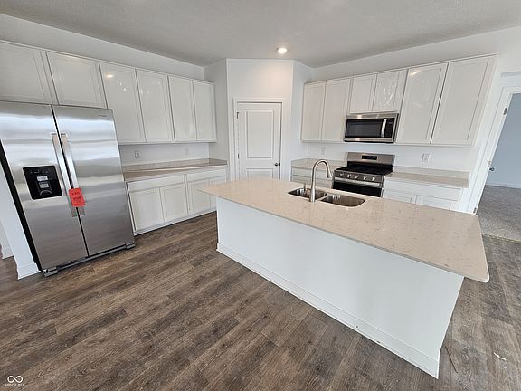 7th image of this home