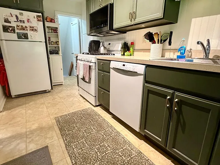 121 N Bradford Ave — Photo 9