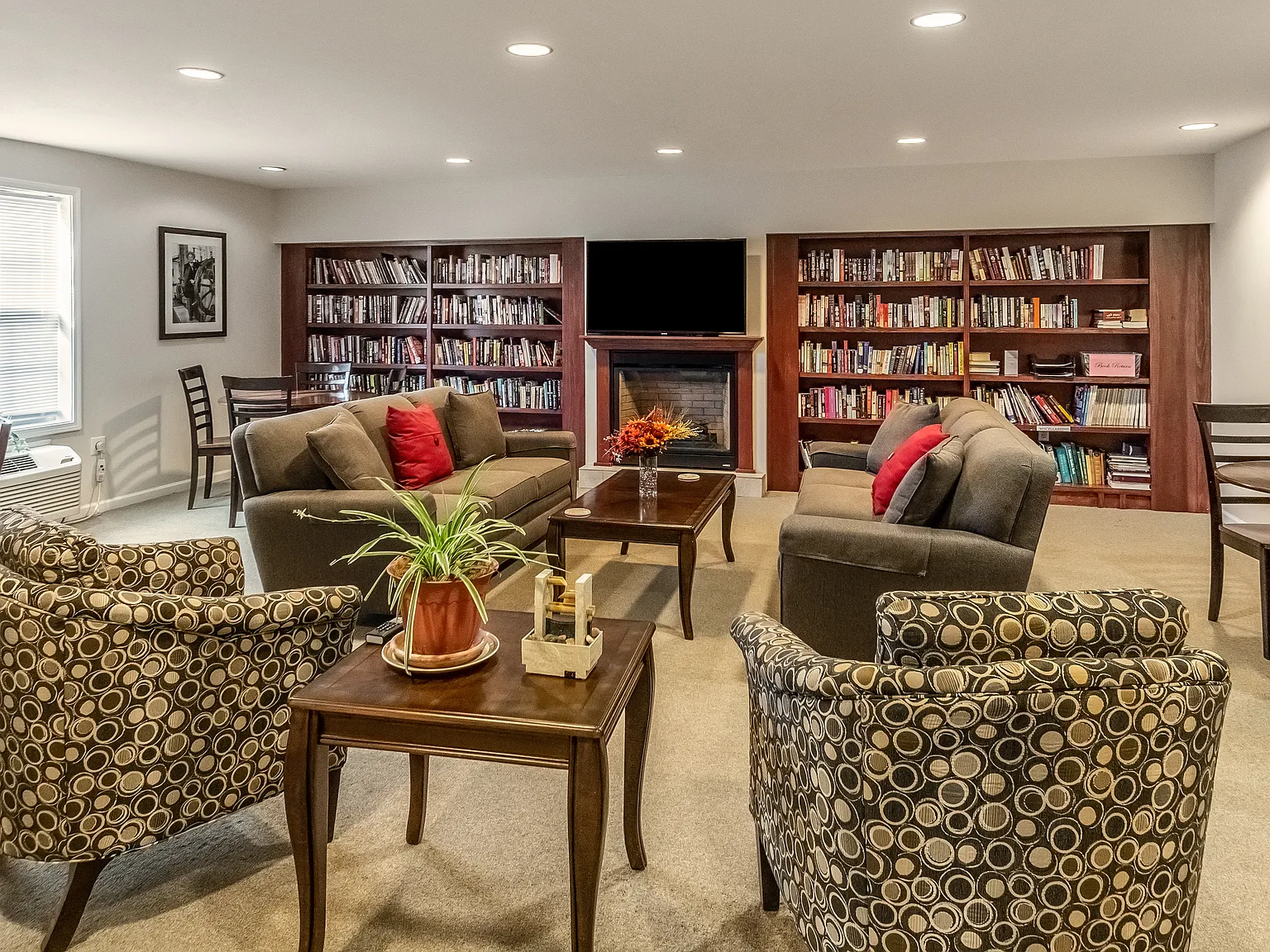 Emerald Reserve Independence — Photo 4