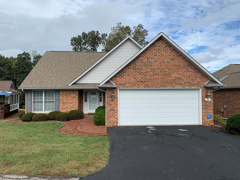 1st image of 32 Deer Brook Ln