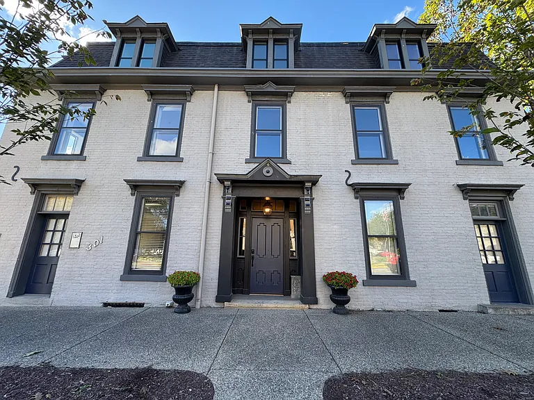 303 N Capitol Ave #201 — Photo 1