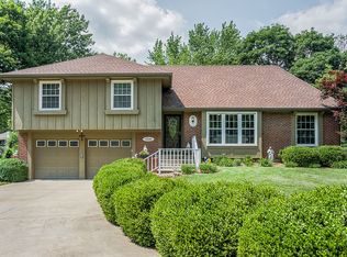 4500 W 99th St, Overland Park, KS 66207