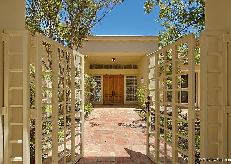 1st image of 19050 Alborado St