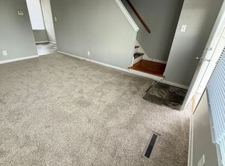 5401 Benton St #5403, Lincoln, NE 68504