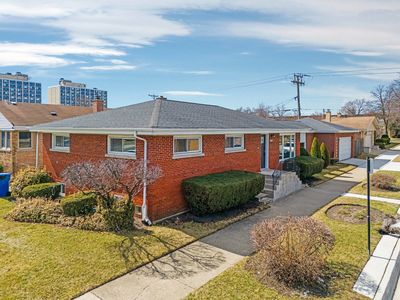 4856 N Mont Clare Ave, Chicago, IL, 60656