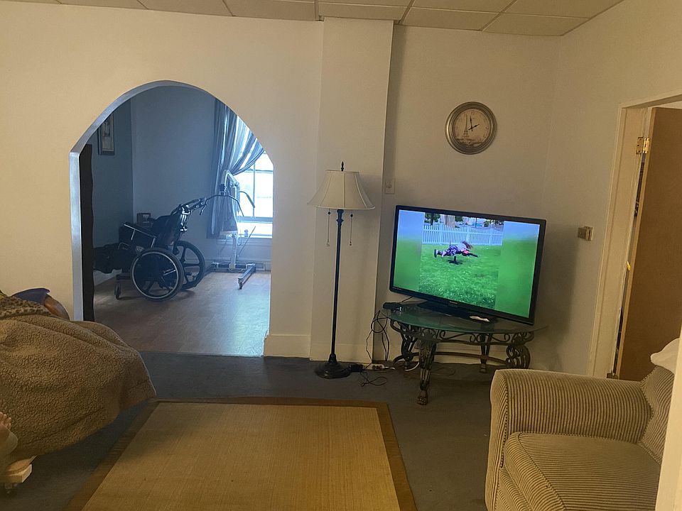 2417 4th Ave, Council Bluffs, IA 51501 Zillow