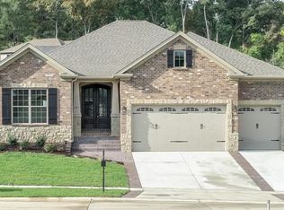 101 Harbor Ct, Fenton, MO 63026