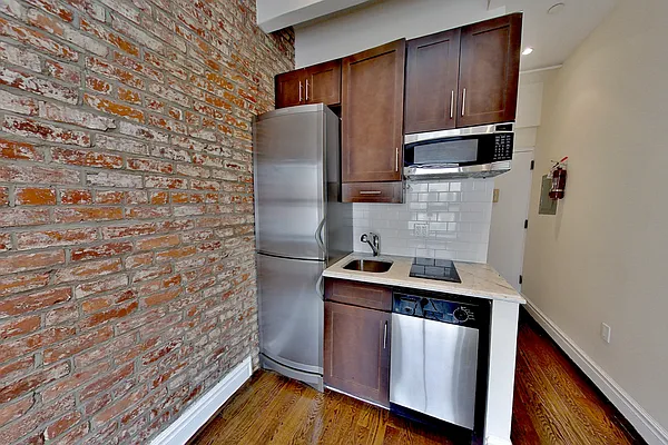 Rented by REAL New York | media 14