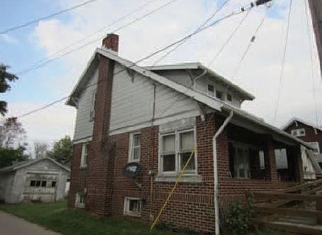 3rd image of 554 Garfield Pl