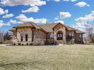 9445 Ridings Blvd, Dayton, OH 45458