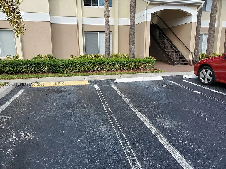 815 W Boynton Beach Blvd #14-102 — Photo 3