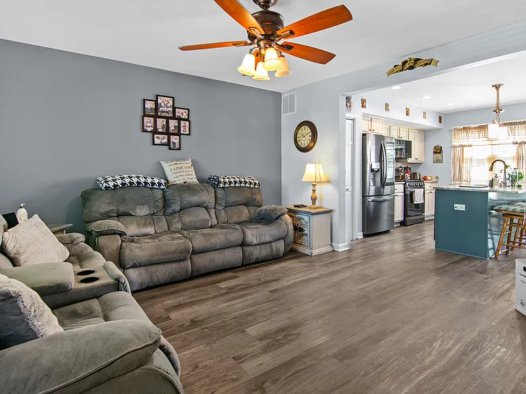 7825 Charlesmont Rd — Photo 4