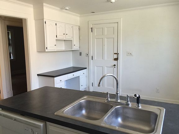 3rd image of 116 Linwood Ave