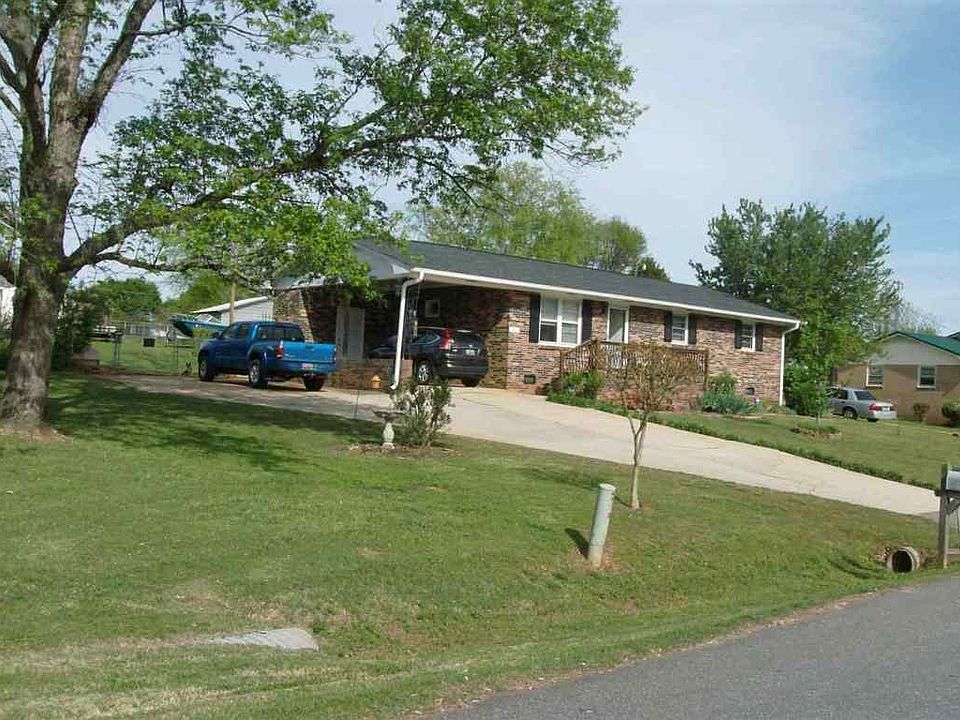 1st image of 111 Woodland Dr #111WOODLAND