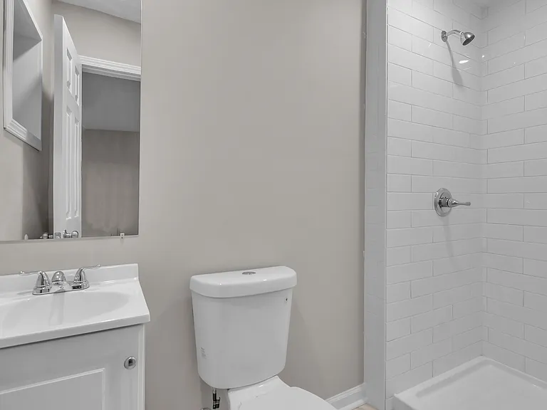 895 Greg Dr — Photo 50