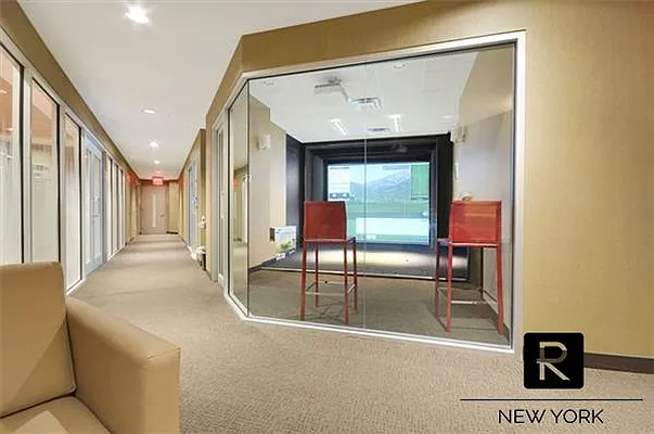 Rented by R New York | media 29