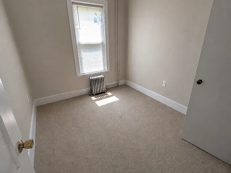 31 Central Ave — Photo 6