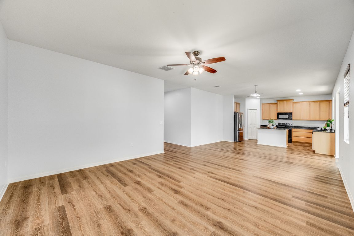 next background image