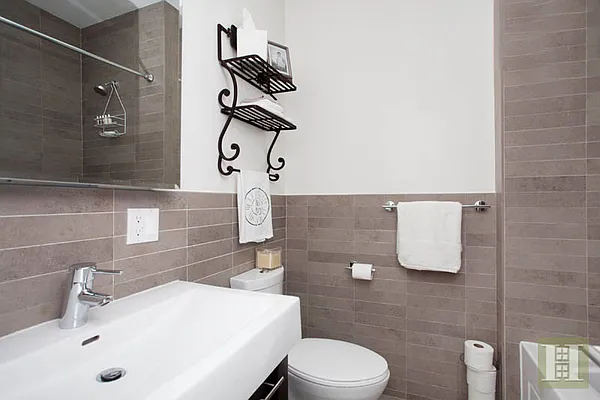 Sold by Halstead Property | media 6