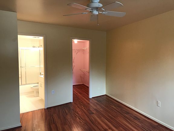 4th image of 1655 Oakwood Dr #211