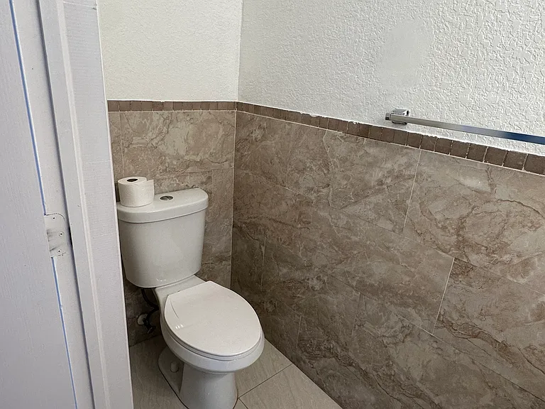 17066 SW 138th Ct — Photo 5