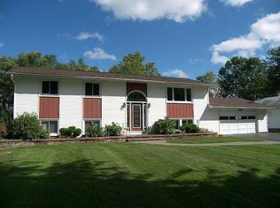 886 N Greece Rd, Rochester, NY 14626