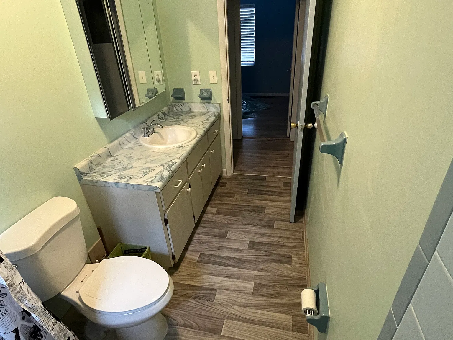 3 bed, 1275 sqft, $1,950 — Photo 3