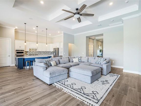 5th image of 9554 Everglades DR