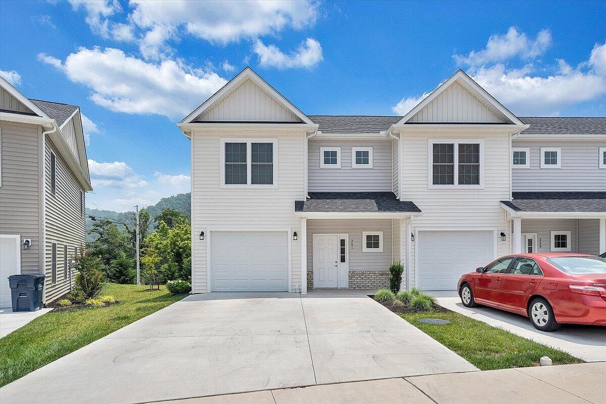 261 Louise Ln, Elliston, VA 24087 Zillow