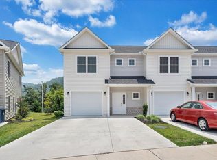 261 Louise Ln, Elliston, VA