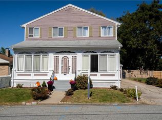 21 Madison St, Warwick, RI 02888