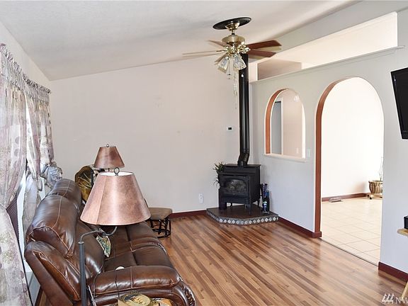 5th image of 419 Nightengale Pl