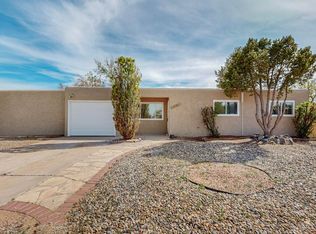 5720 Alegria Rd NW, Albuquerque, NM 87114