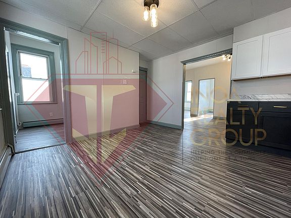 4th image of 412 Union St #3R