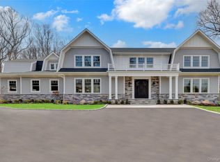 541 Split Rock Road, Syosset, NY 11791