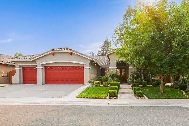 9976 Wyatt Ranch Way photo 1