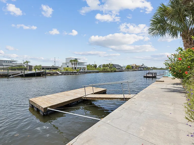 3272 Minnow Creek Dr — Photo 52