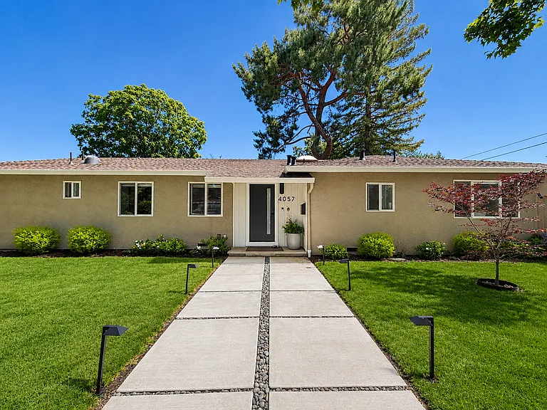 4057 Amaranta Ave — Photo 2