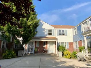 6855 Cloverdale Blvd #110, Flushing, NY 11364