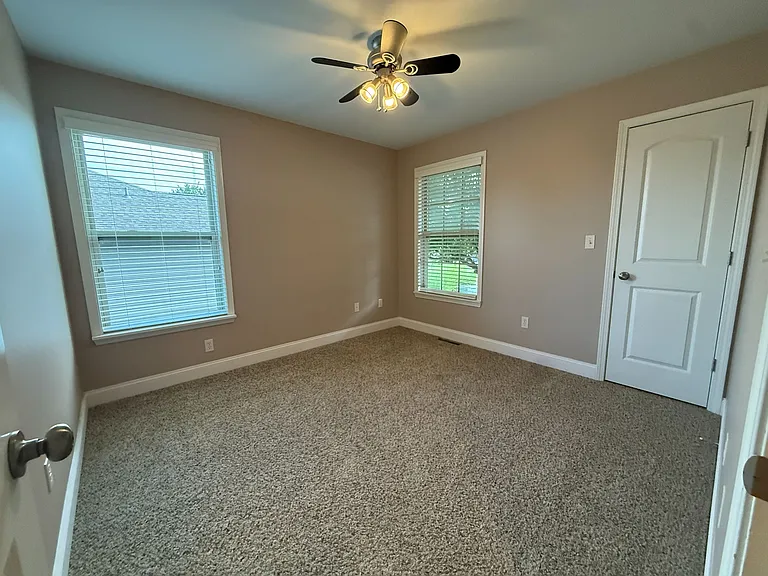 6802 Stanwood Dr — Photo 32