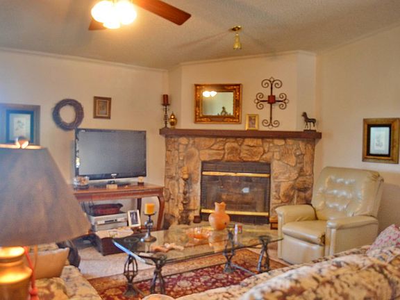 5th image of 100 Quinn Ct Unit 228