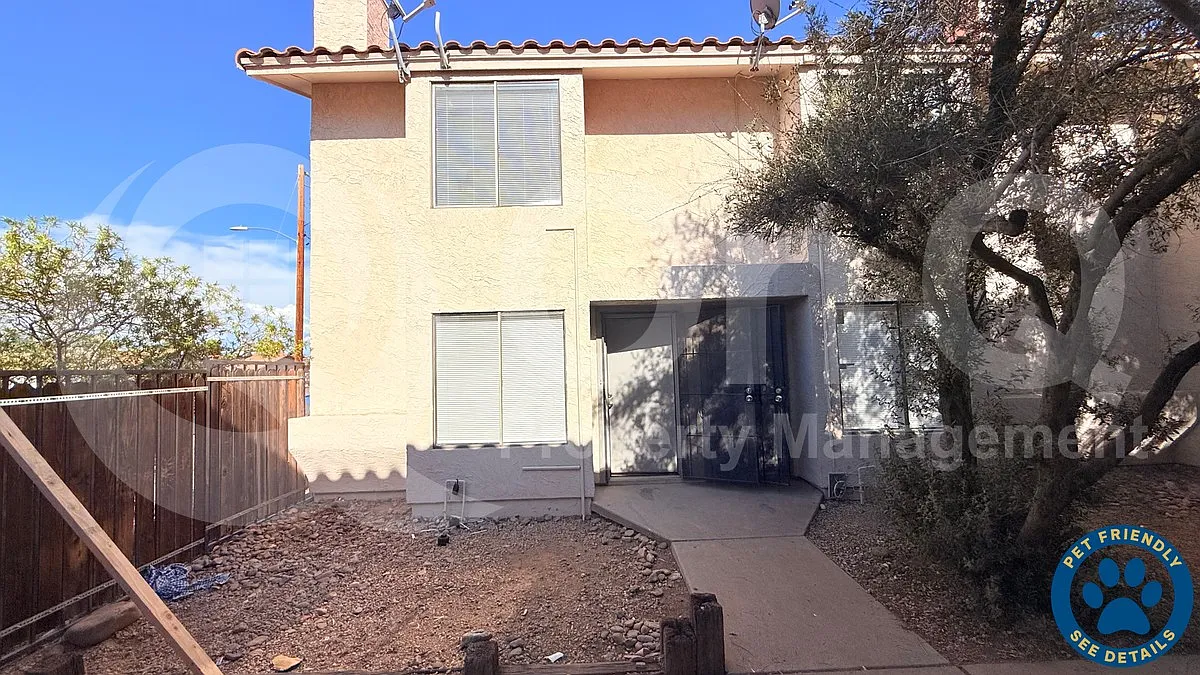 2 bed, 2.0 bath, 950 sqft, $1,450 — Photo 1