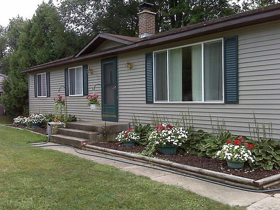 3rd image of 9161 Westover Dr